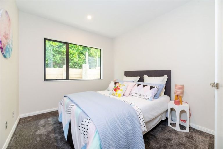 Photo of property in 19 Reserva Crescent, Kumeu, 0810