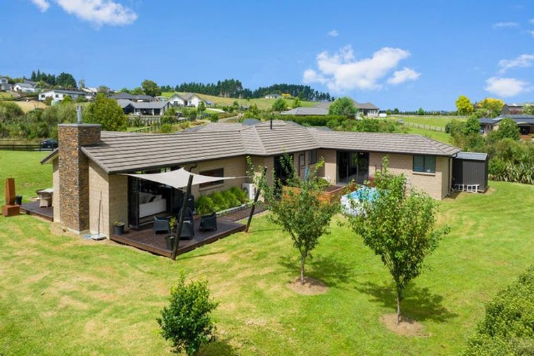 Photo of property in 18 Mcintosh Drive, Pokeno, 2471