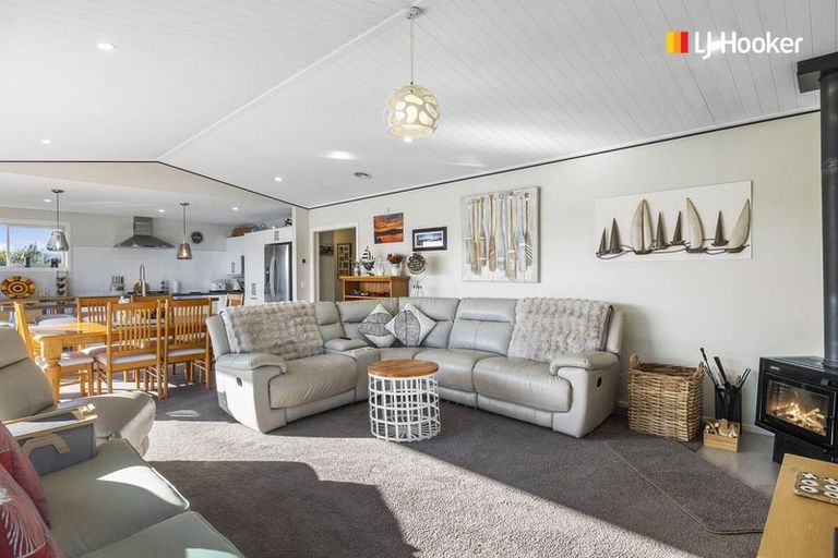 Photo of property in 35a Oxley Crescent, Broad Bay, Dunedin, 9014