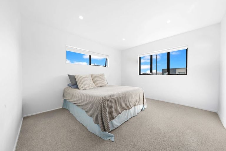 Photo of property in 1 Te Mura Crescent, Takanini, 2112