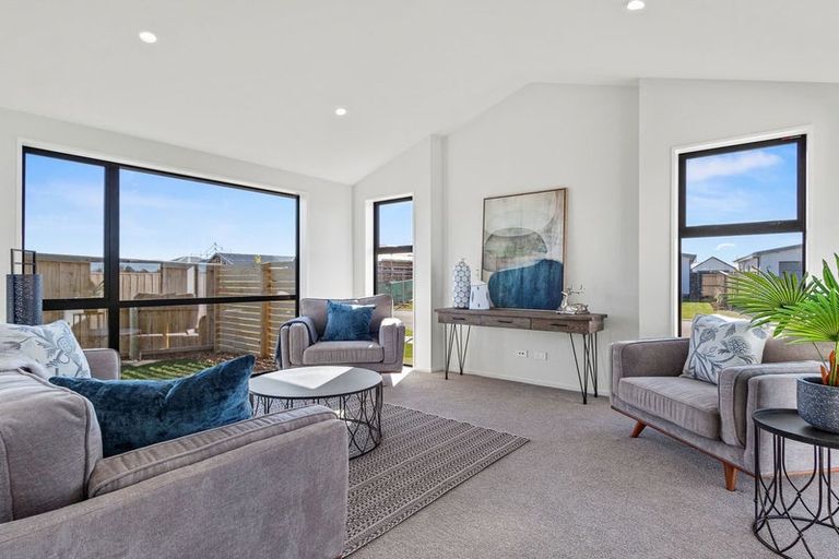 Photo of property in 16 Kite Street, Rolleston, 7614