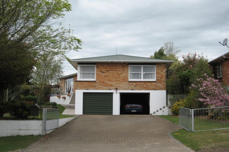 Photo of property in 11 Whitworth Road, Utuhina, Rotorua, 3015