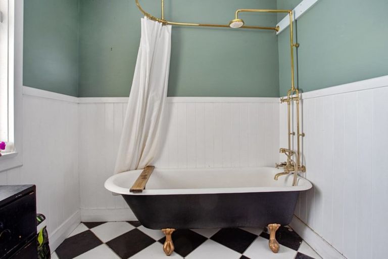 Photo of property in 5 Ropley Street, Amberley, 7410