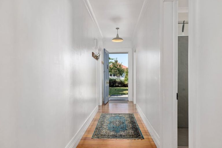 Photo of property in 35 Victoria Street, Masterton, 5810