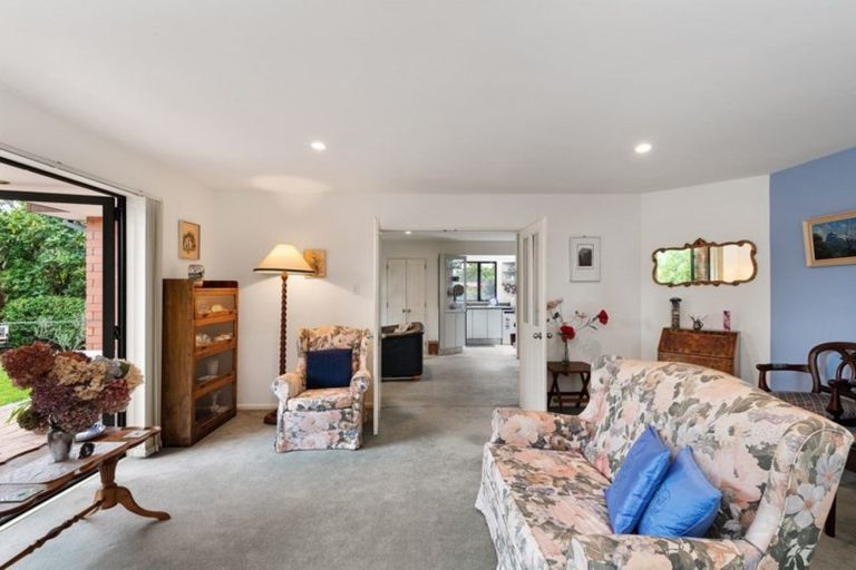 Photo of property in 16a Greers Road, Ilam, Christchurch, 8041