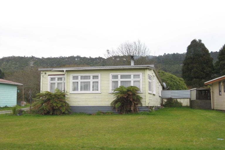 Photo of property in 5 Ranfurly Street, Runanga, 7803
