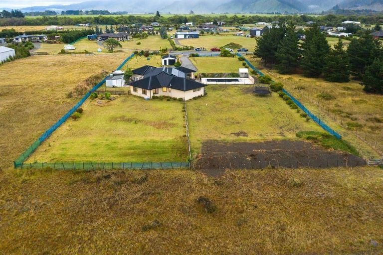 Photo of property in 37 Ocean View Crescent, Rarangi, Blenheim, 7273