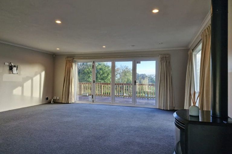 Photo of property in 111 Glenpark Avenue, Frankleigh Park, New Plymouth, 4310