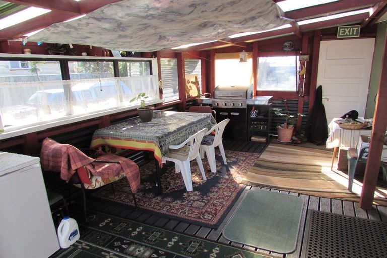 Photo of property in 2 Egmont Street, Patea, 4520