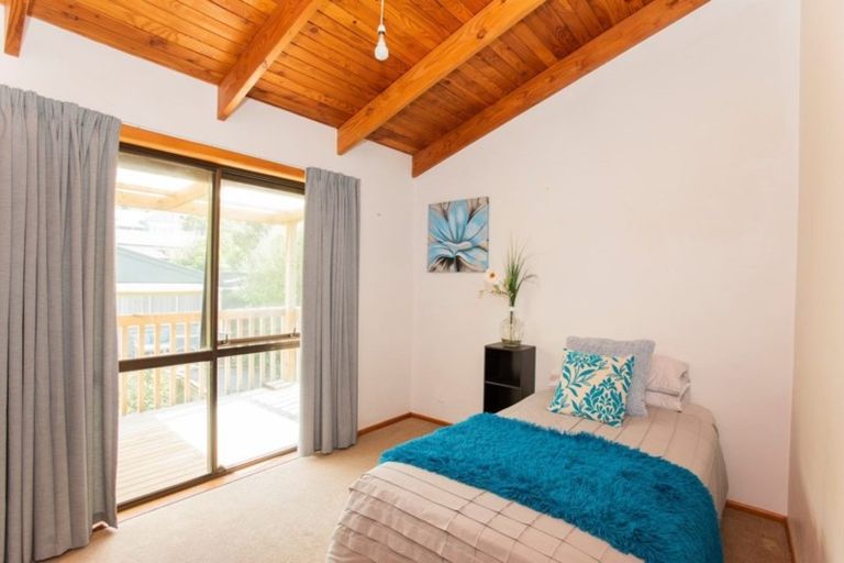 Photo of property in 57 Moana Road, Okitu, Gisborne, 4010