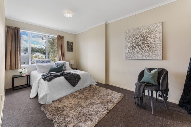 Photo of property in 45 Durham Crescent, Fairfield, Lower Hutt, 5011