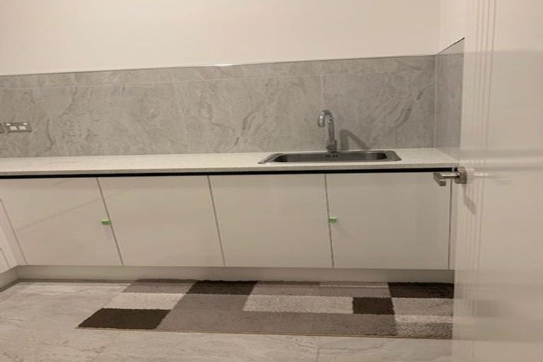 Photo of property in 16 Carrygawley Road, Flat Bush, Auckland, 2019