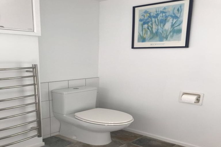 Photo of property in 9 Mayfair Crescent, Mairangi Bay, Auckland, 0630