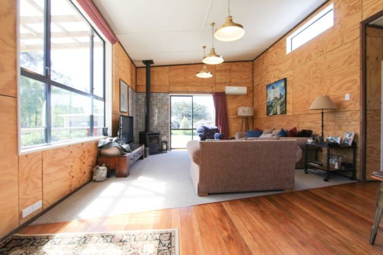 Photo of property in 1 Jackson Street, Eketahuna, 4900