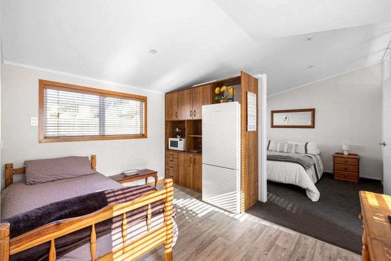 Photo of property in 185 Marine Parade, Mount Maunganui, 3116