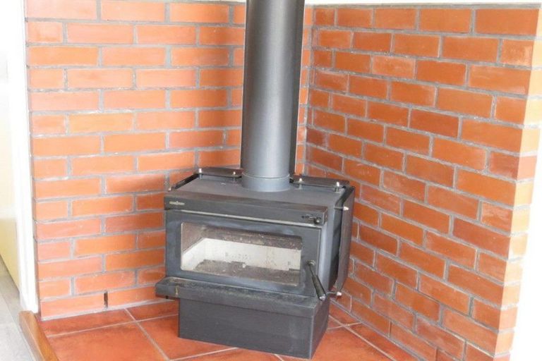 Photo of property in 90 Lime Street, Newfield, Invercargill, 9812