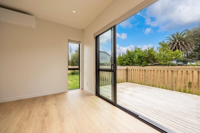 Photo of property in 40f Evelyn Place, Hillcrest, Auckland, 0627