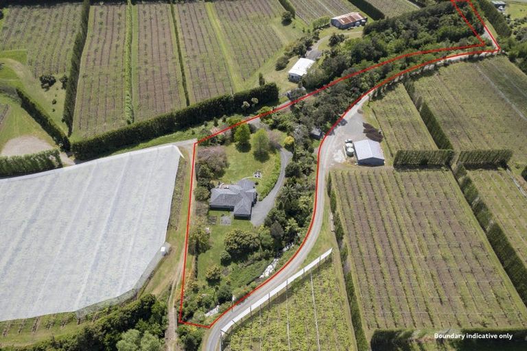 Photo of property in 37 Canon Road, Tanners Point, Katikati, 3170