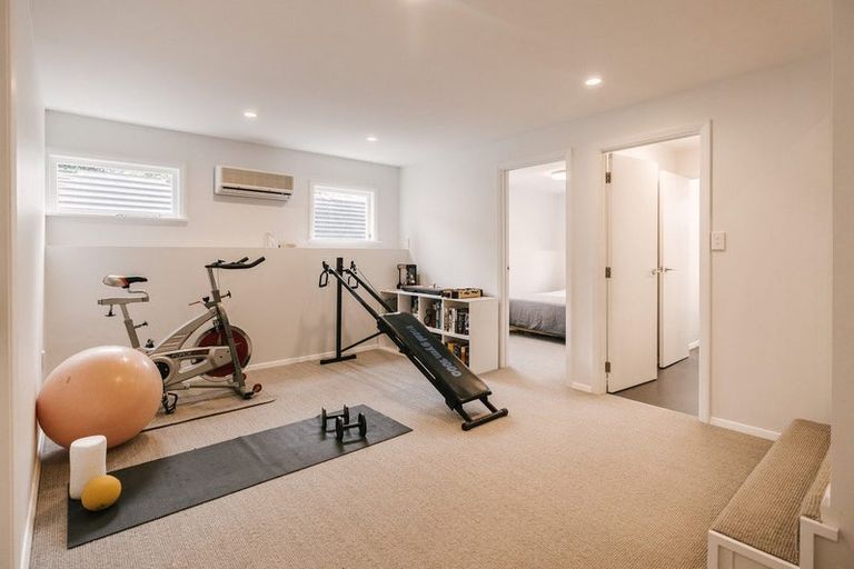 Photo of property in 24 Heatley Avenue, Hokowhitu, Palmerston North, 4410