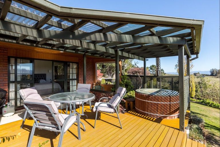 Photo of property in 252 Masterton Stronvar Road, Te Ore Ore, Masterton, 5890