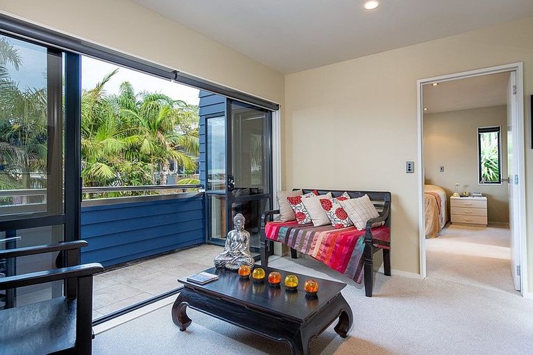Photo of property in 115a Kowhai Road, Mairangi Bay, Auckland, 0630