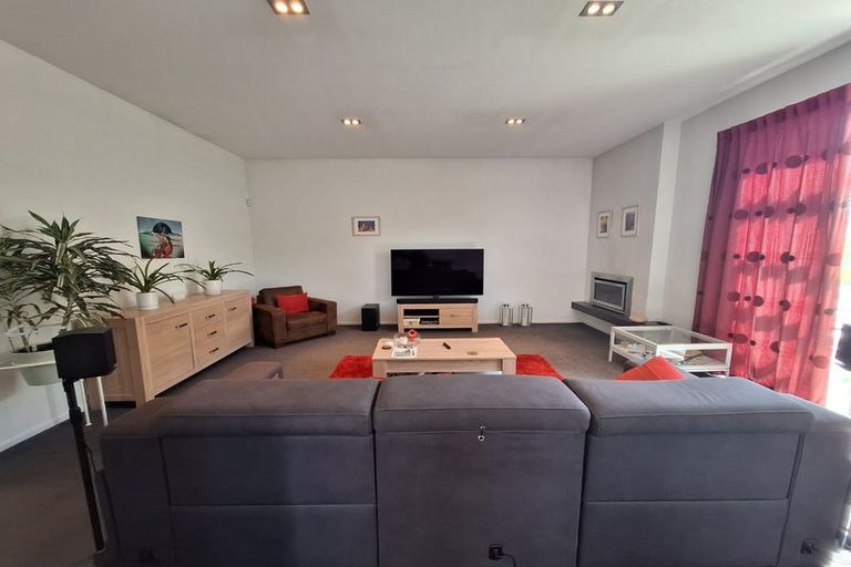 Photo of property in 12 John Campbell Crescent, Hillmorton, Christchurch, 8024