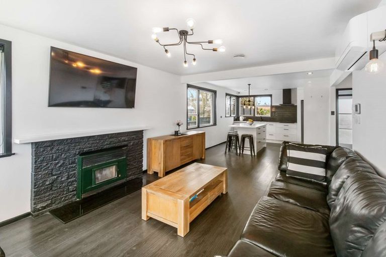 Photo of property in 215 Sandwich Road, St Andrews, Hamilton, 3200