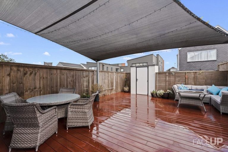 Photo of property in 8 Tuatua Road, Hobsonville, Auckland, 0616