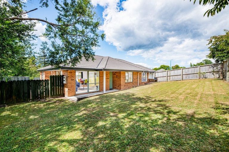 Photo of property in 30 Legacy Drive, Henderson, Auckland, 0612