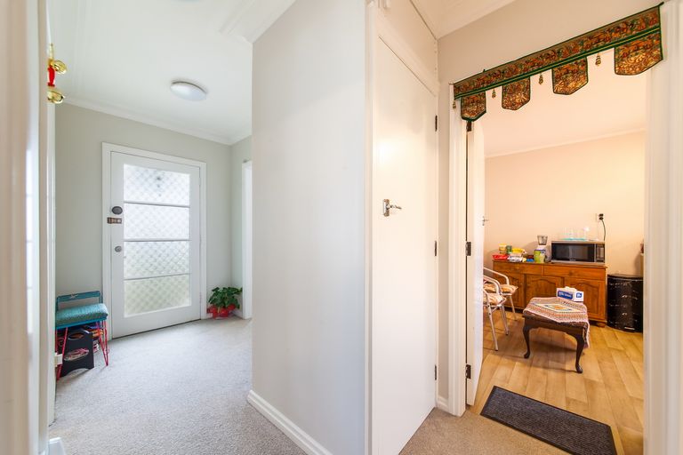 Photo of property in 2/4 Erson Avenue, Royal Oak, Auckland, 1061