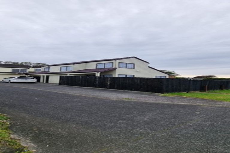 Photo of property in 1/8 Armada Drive, Ranui, Auckland, 0612