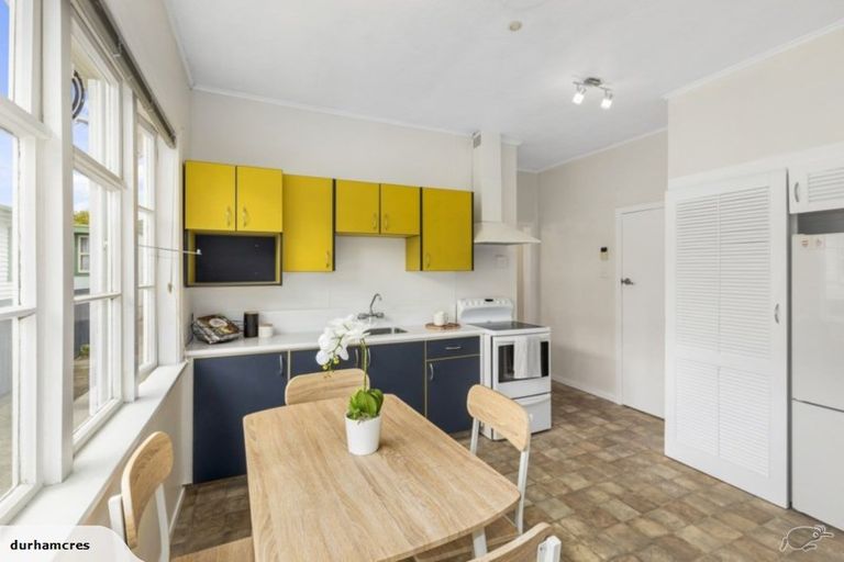 Photo of property in 6 Durham Crescent, Fairfield, Lower Hutt, 5011