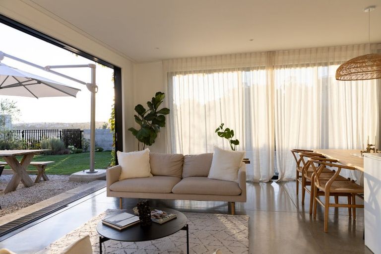 Photo of property in 6 Pine Ridge Terrace, Hauraki, Auckland, 0622