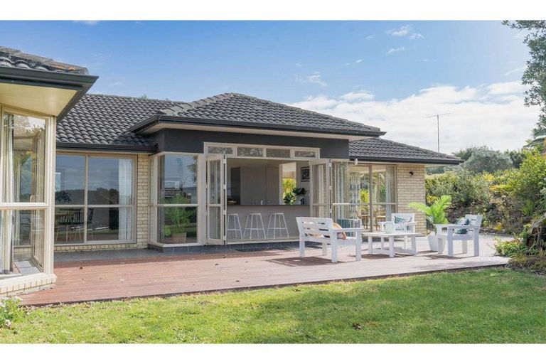 Photo of property in 2 Palm Drive, Kerikeri, 0294