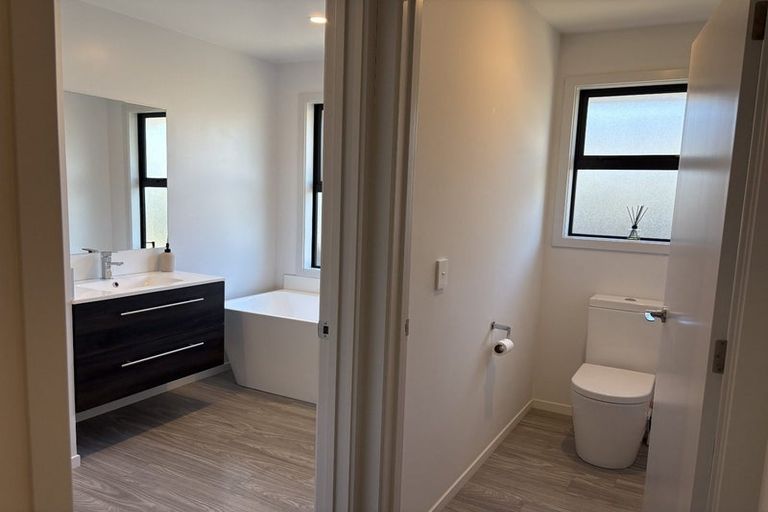 Photo of property in 6 Marvell Lane, Rolleston, 7614