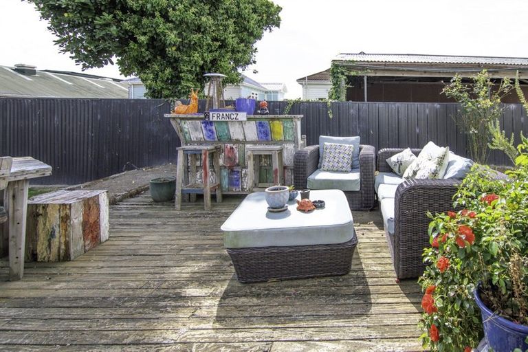Photo of property in 6 Worcester Street, West End, Palmerston North, 4410