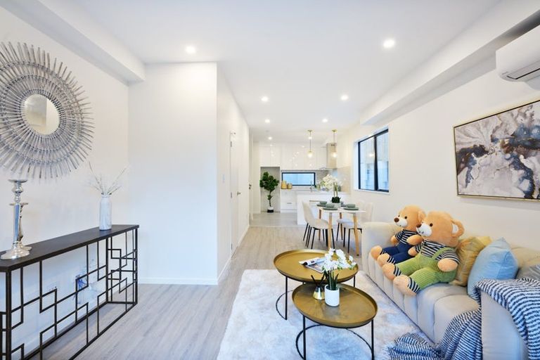 Photo of property in 15a Tabitha Crescent, Henderson, Auckland, 0612