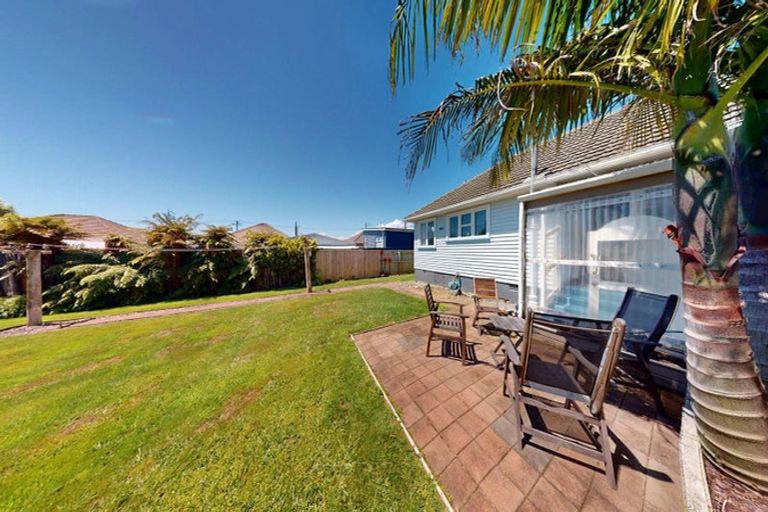 Photo of property in 21 Maire Street, Levin, 5510