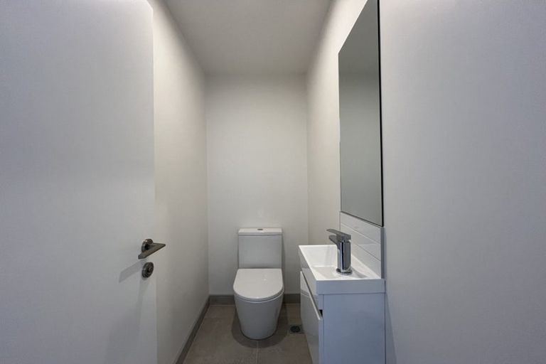 Photo of property in 5/36 Henry Tayler Rise, Wainui, 0932