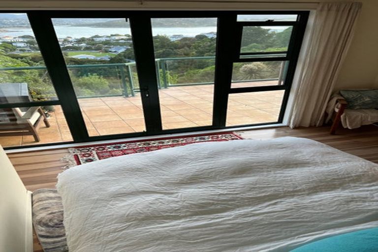 Photo of property in 16 Corlett Road, Plimmerton, Porirua, 5026