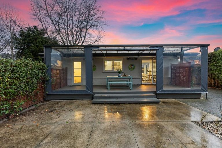 Photo of property in 12 Remuera Avenue, Cashmere, Christchurch, 8022