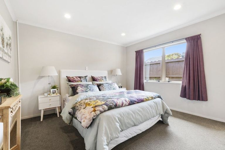 Photo of property in 37 Milson Drive, Papakura, 2110