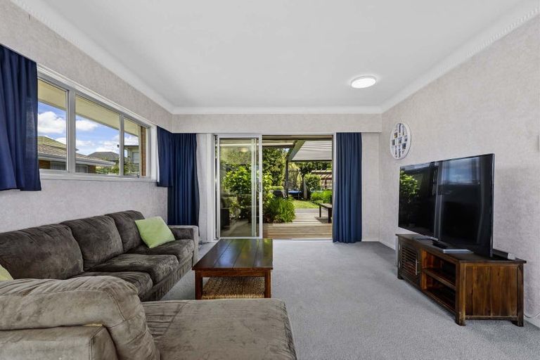 Photo of property in 6 Laing Place, Otumoetai, Tauranga, 3110