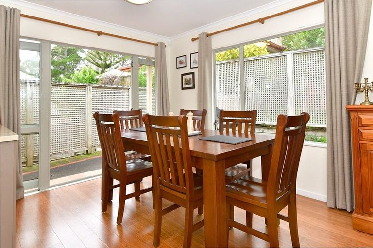 Photo of property in 26 Amherst Place, Albany, Auckland, 0632