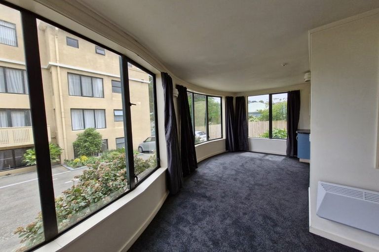 Photo of property in 566h Adelaide Road, Berhampore, Wellington, 6023