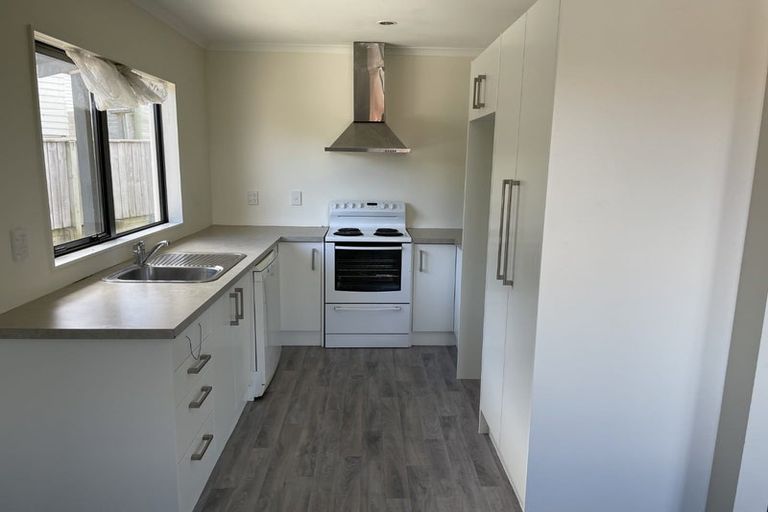 Photo of property in 12a Hiwi Crescent, Titahi Bay, Porirua, 5022