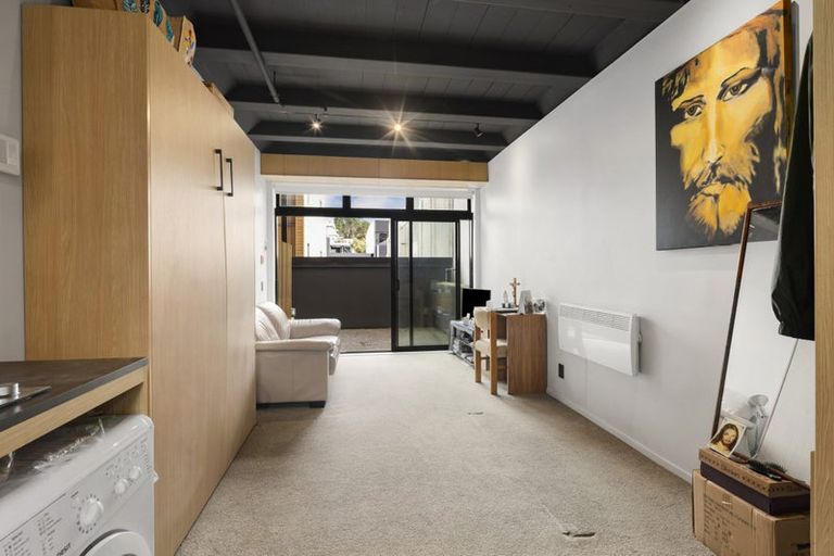 Photo of property in Vedado Apartments, 109/41 Hopper Street, Mount Cook, Wellington, 6011