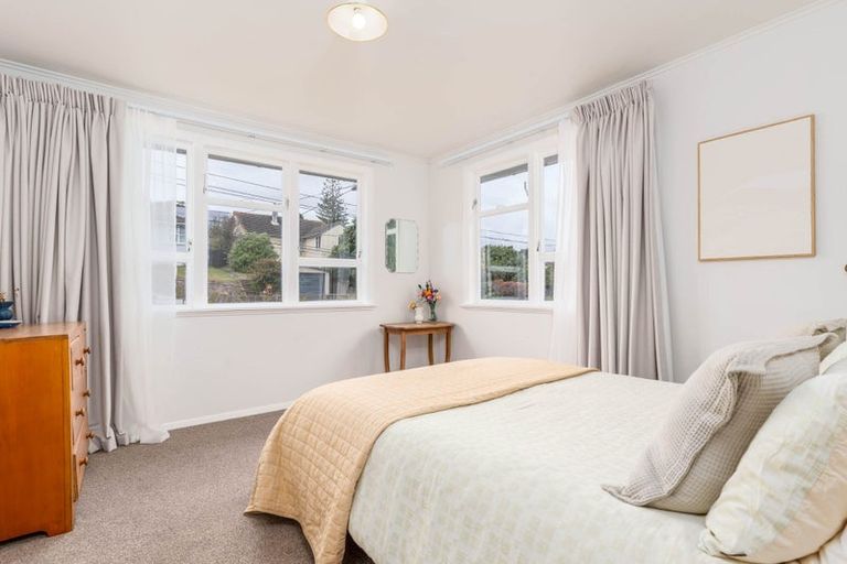Photo of property in 61 Dimock Street, Titahi Bay, Porirua, 5022