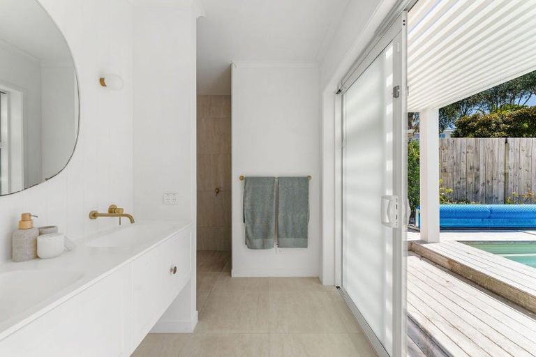 Photo of property in 202 Valley Road, Mount Maunganui, 3116