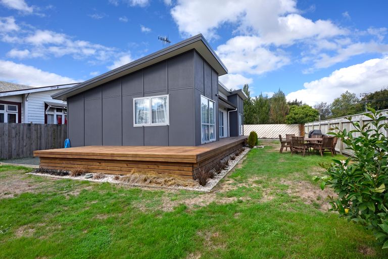 Photo of property in 93 Ellis Street, Brightwater, 7022